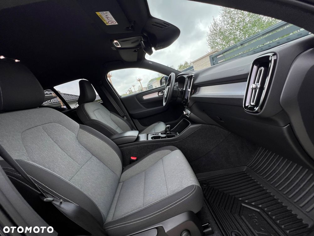 Volvo XC 40 - 33