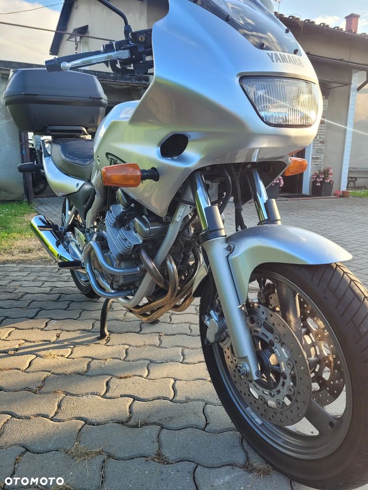 Yamaha XJ - 12