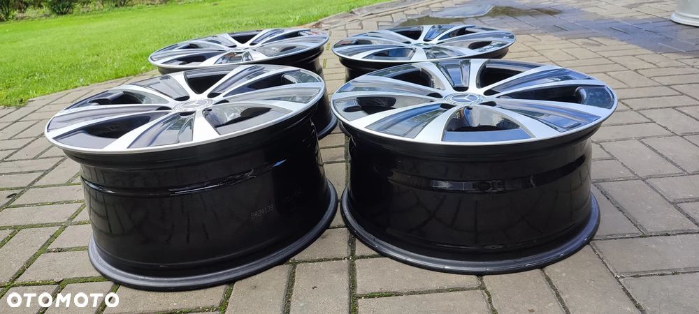 FELGI ALUMINIOWE STOPNIOWANE 5x112 2x 8Jx18 CALI ET43 2x 9Jx 18 CALI ET 52,5 fi 66,6 MERCEDES E CLS GLK GLS 4 SZTUKI KOMPLET - 3