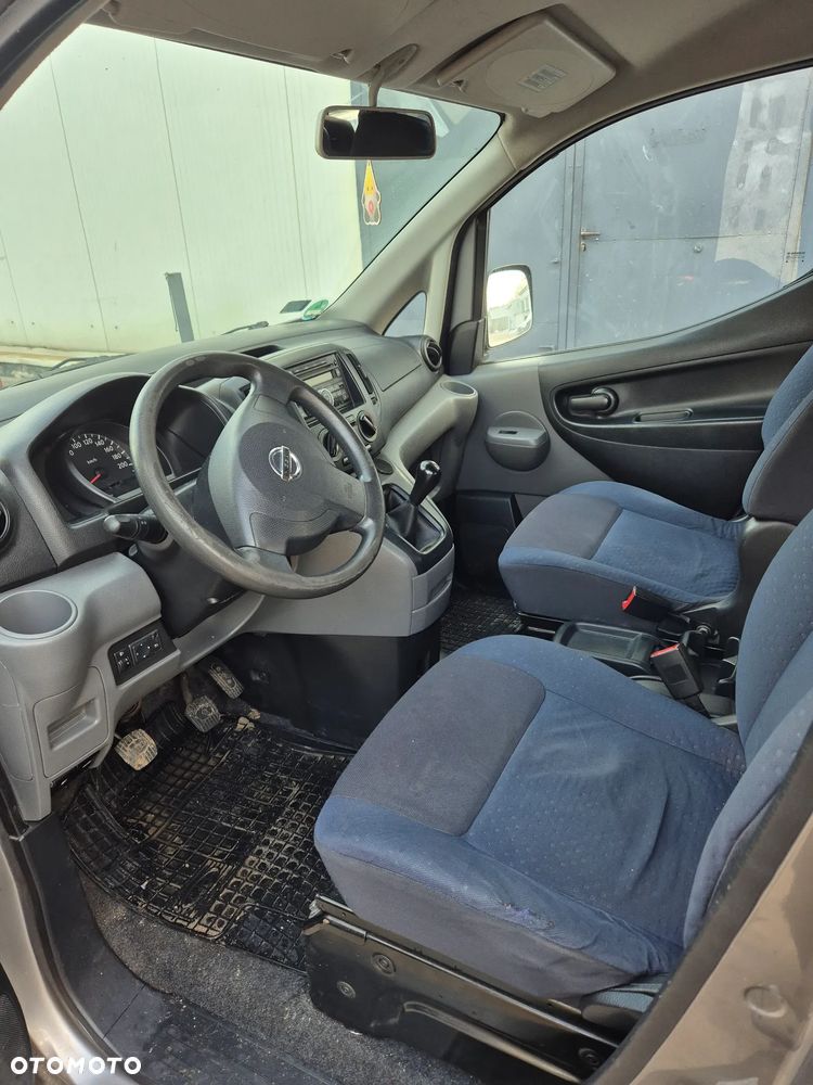Nissan NV200 - 9