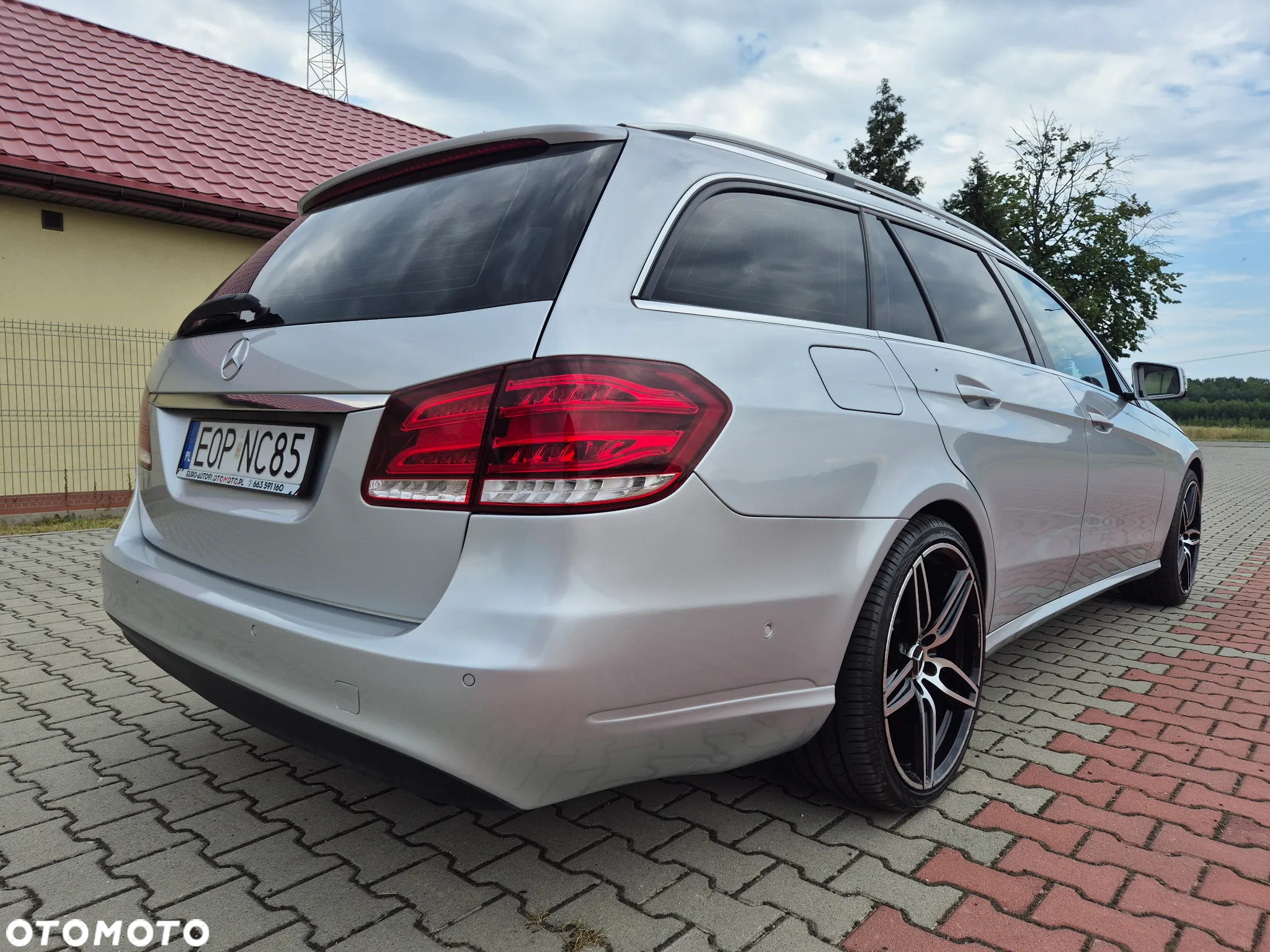 Mercedes-Benz Klasa E 200 BlueTEC 7G-TRONIC Classic - 19