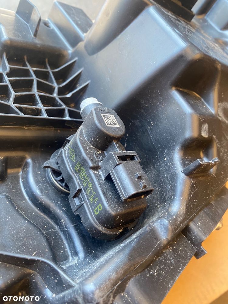 RENAULT AUSTRAL 2024r  Kompletna LAMPA PRZEDNIA PRAWA REFLEKTOR PRAWY PRZÓD FULL LED  LEDOWY  EUROPA FULLLED 260104410R Wwa - 12