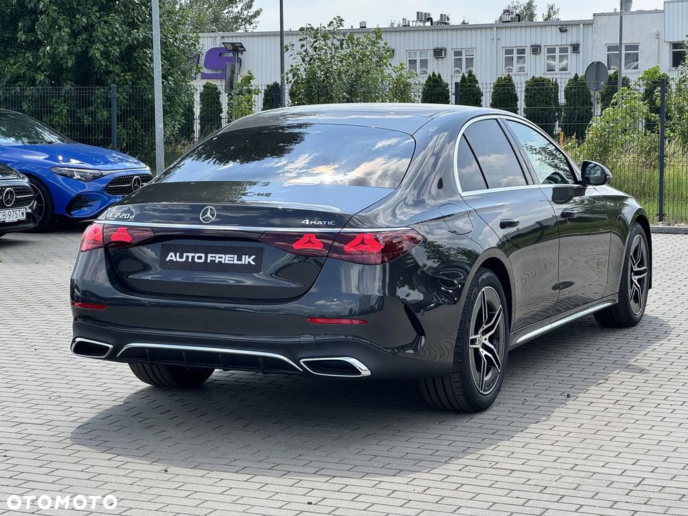 Mercedes-Benz Klasa E 220 d mHEV 4-Matic AMG 9G-Tronic - 10