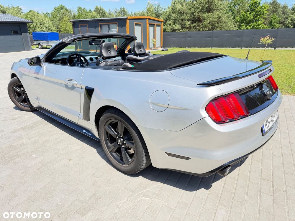 Ford Mustang 3.7 V6 - 3