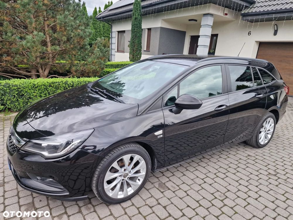 Opel Astra 1.4 Turbo 120 Jahre - 3