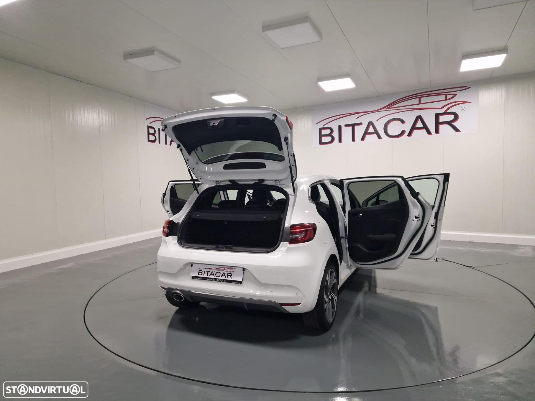 Renault Clio 1.5 Blue dCi RS Line - 28