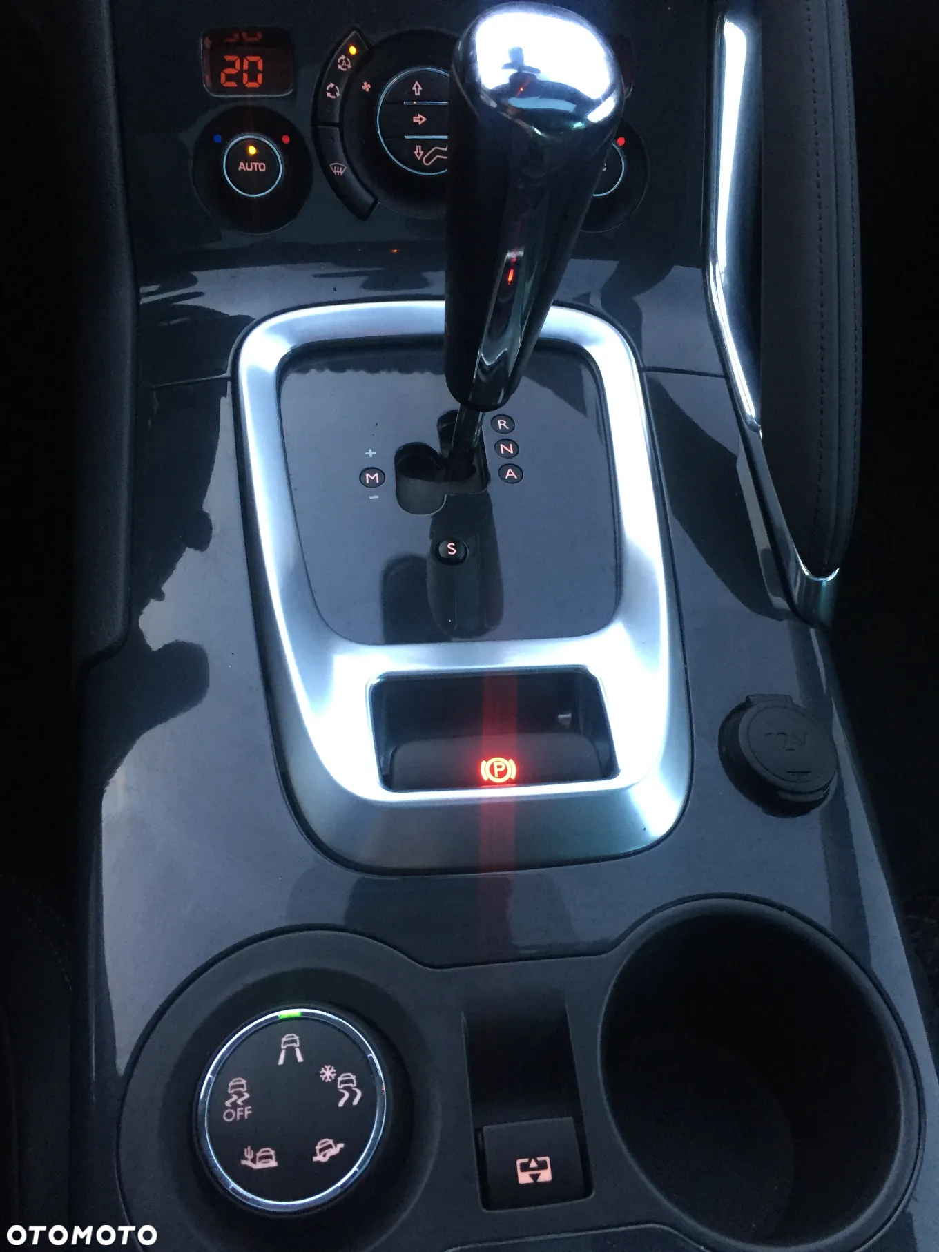 Peugeot 3008 - 10