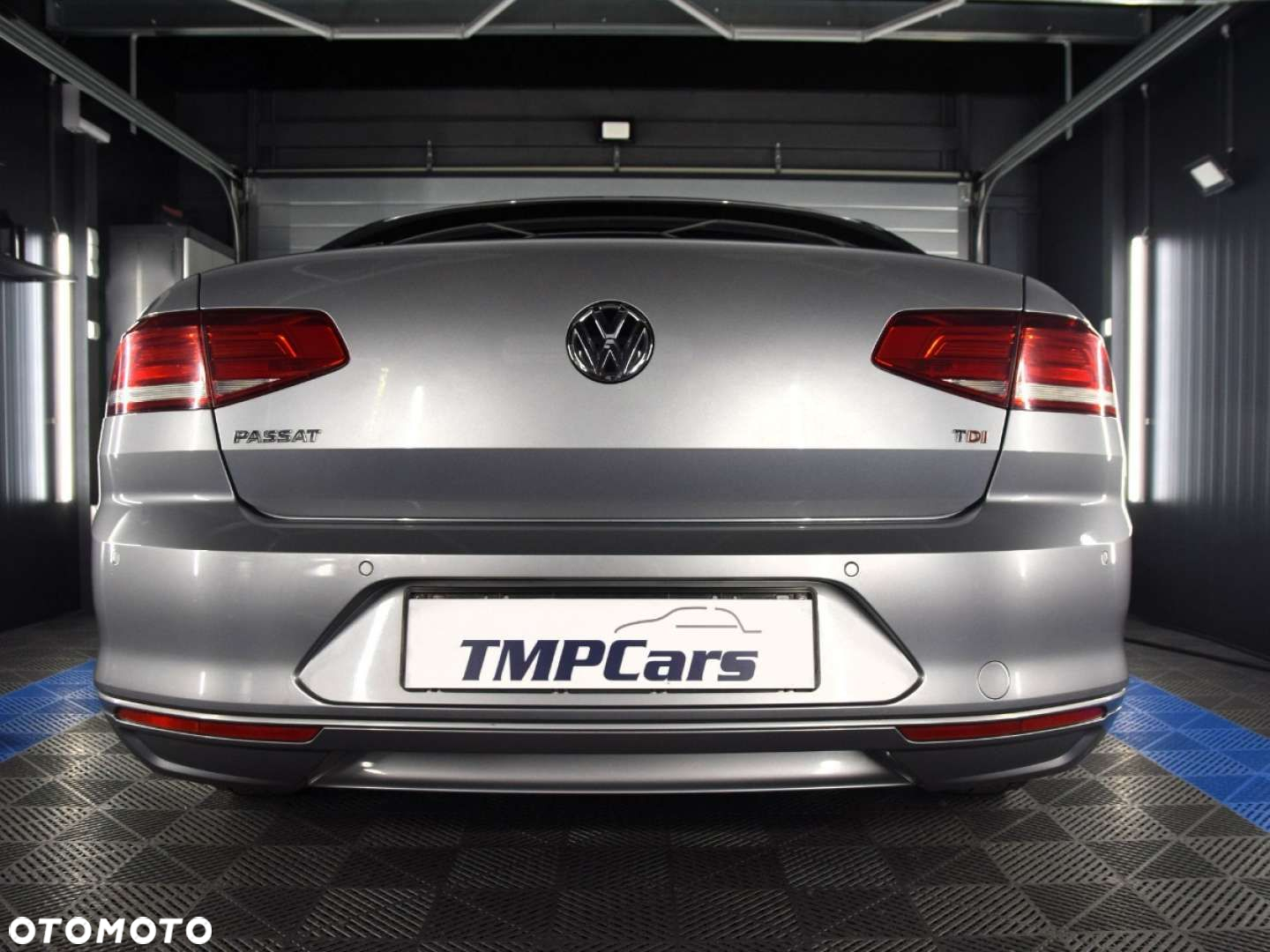 Volkswagen Passat - 36