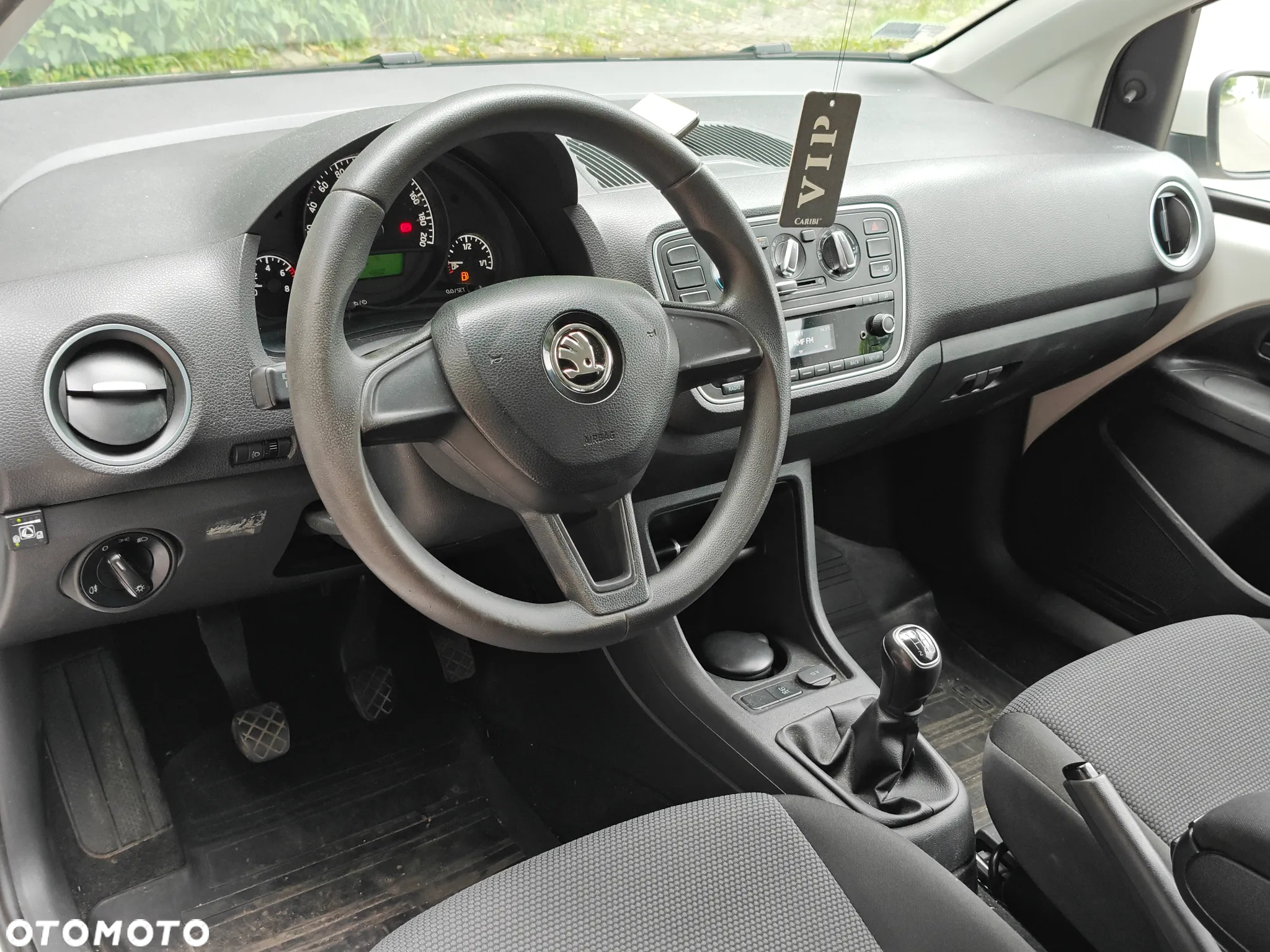 Volkswagen up! 1.0 street - 15