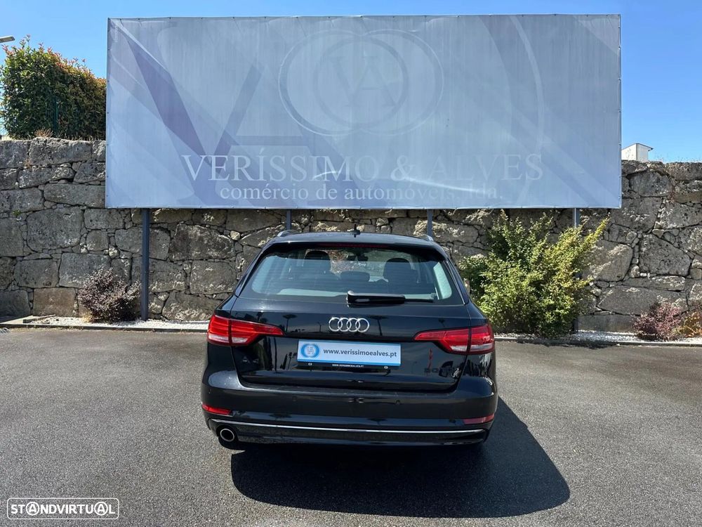 Audi A4 Avant 2.0 TDI S-line - 13