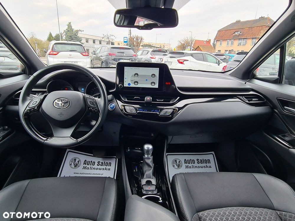 Toyota C-HR 2.0 Hybrid Executive - 11