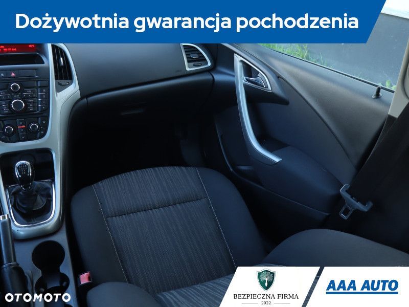 Opel Astra - 10
