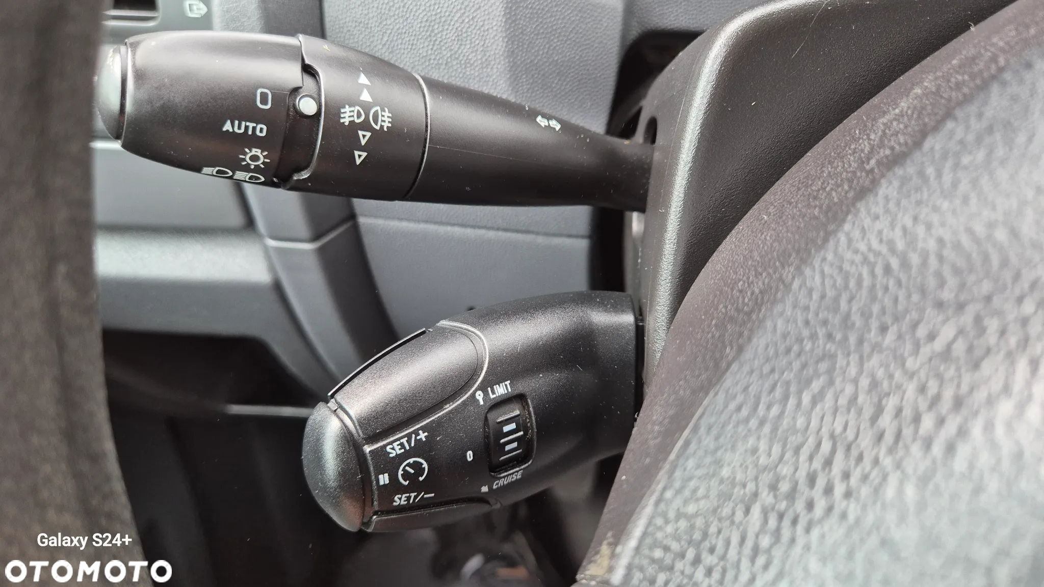 Peugeot EXPERT - 23