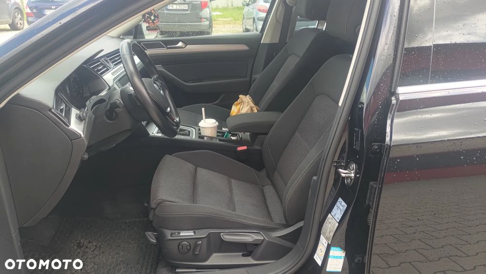 Volkswagen Passat 2.0 TDI (BlueMotion Technology) DSG Highline - 12