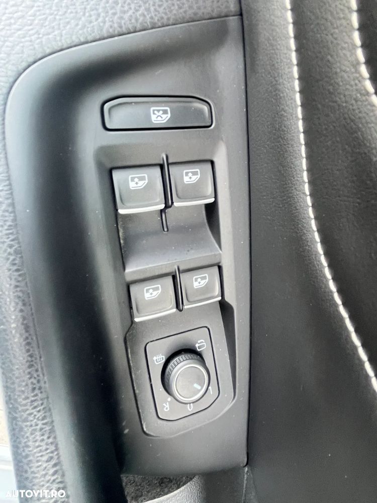 Volkswagen Passat 2.0 TDI 4Mot DSG Highline - 16