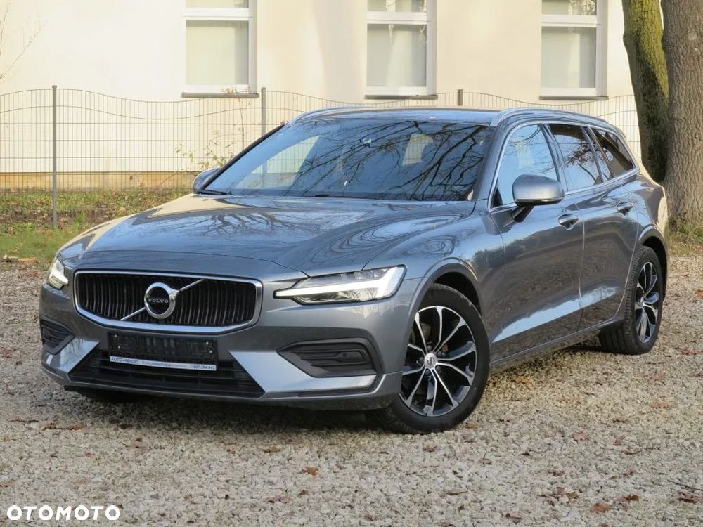 Volvo V60 D3 Momentum - 1