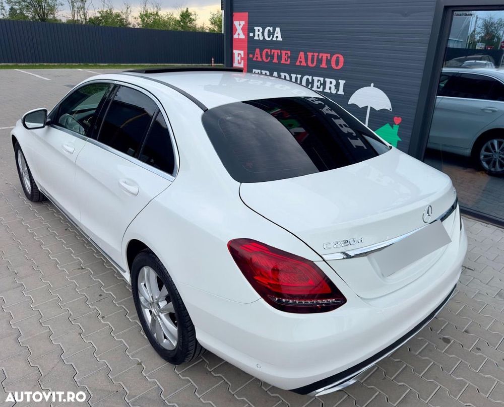 Mercedes-Benz C 220 d 4MATIC T-Modell Aut. - 2