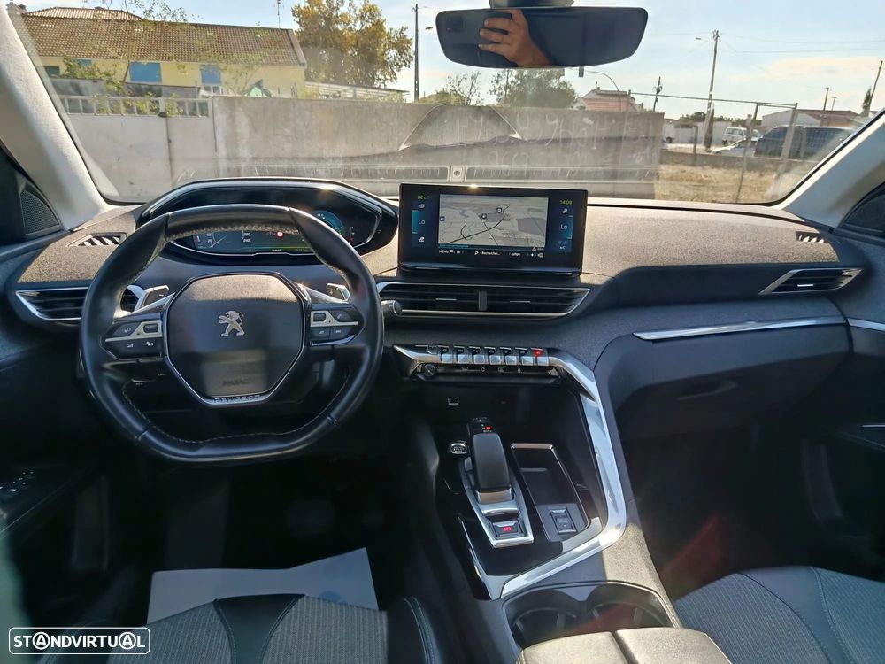 Peugeot 3008 1.6 Hybrid Allure Pack e-EAT8 - 11