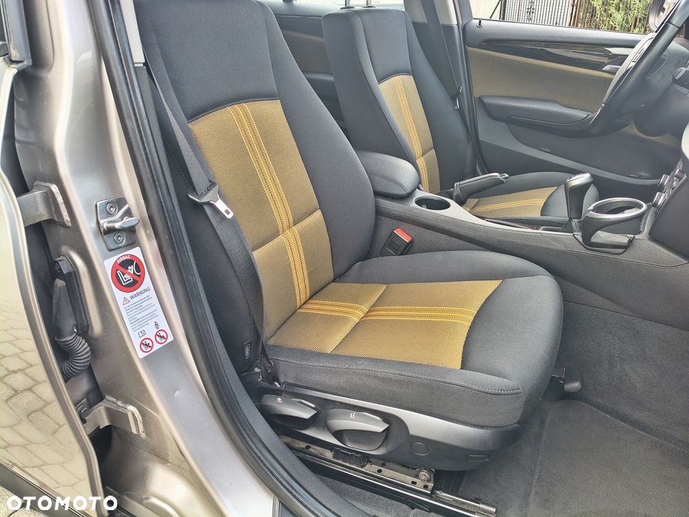 BMW X1 xDrive18d - 23
