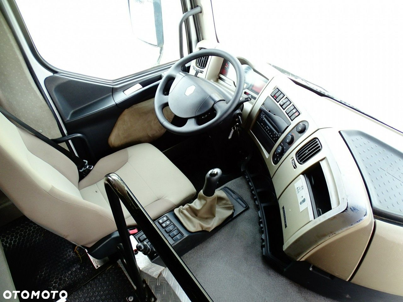 Renault PREMIUM 320 DXI Kabina 6 Osobowa Firanka Plandeka Sprowadzony - 24
