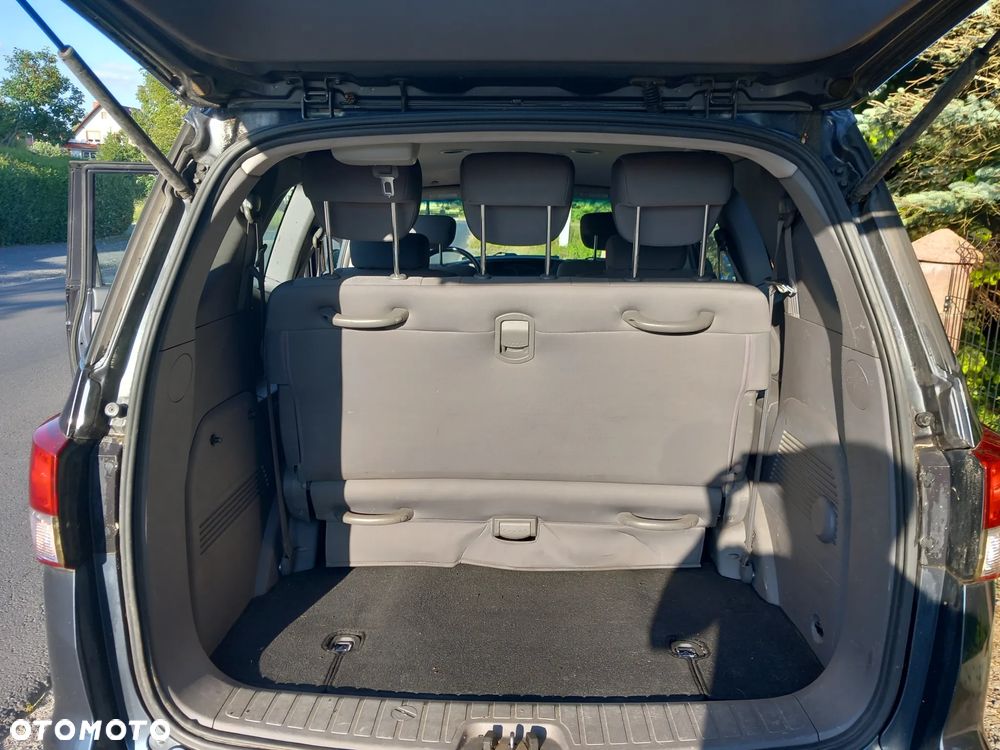SsangYong/KGM Rodius 200 e-XDi Quartz - 6