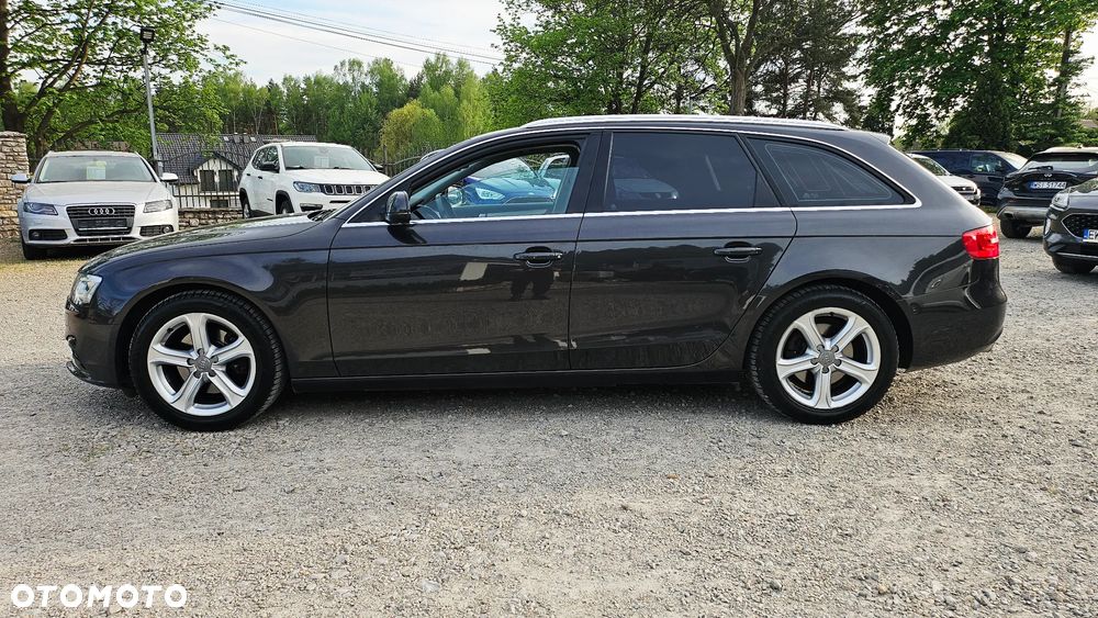 Audi A4 Avant 2.0 TDI Quattro - 9