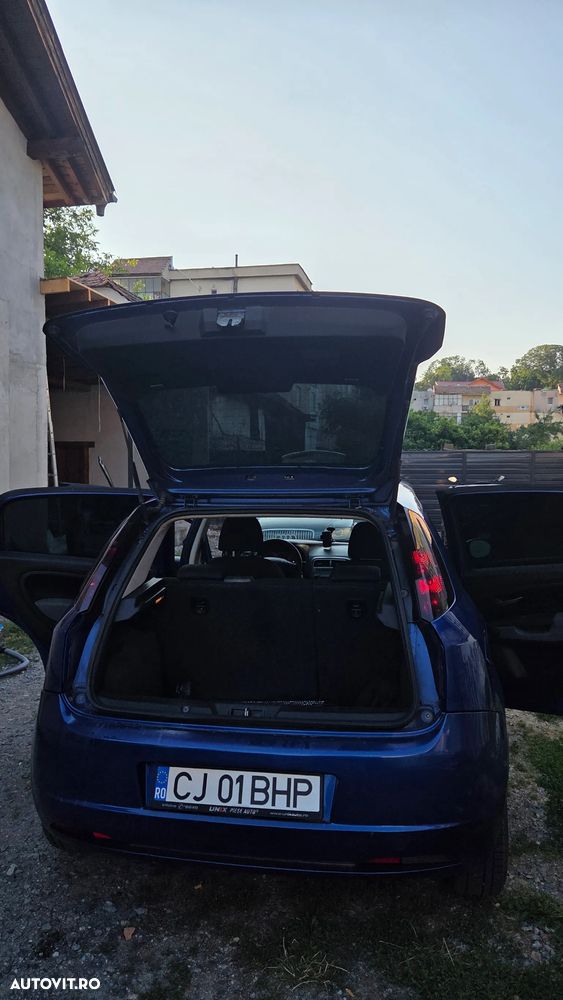 Fiat Grande Punto - 12