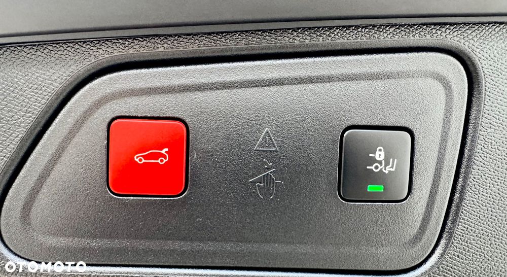 Peugeot 3008 1.5 BlueHDi GT S&S EAT8 - 39