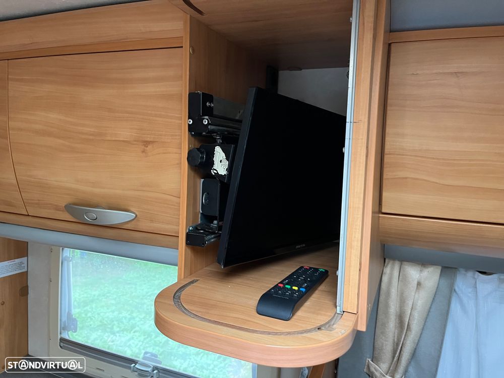 Adria Adriatik Coral S680 SP - 40