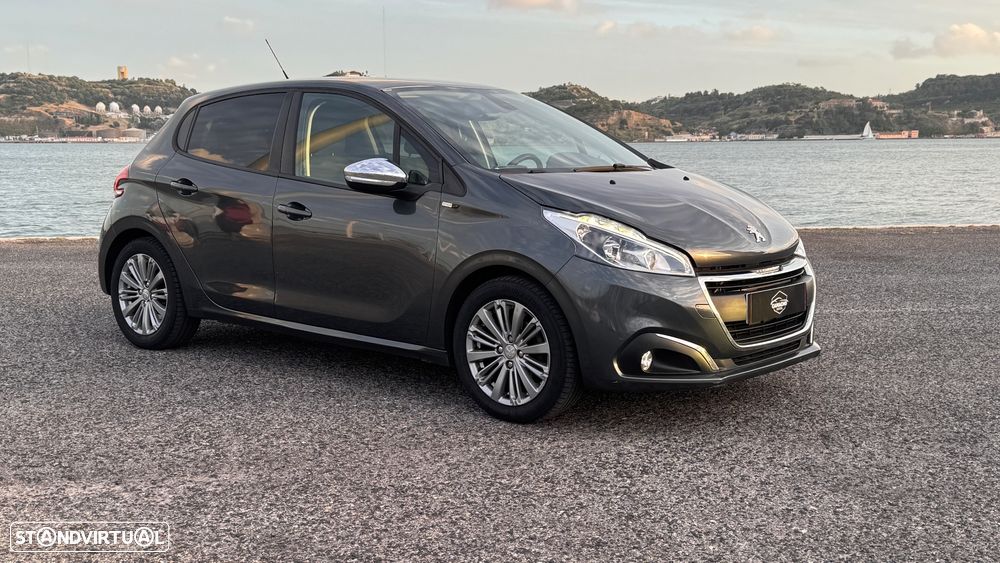 Peugeot 208 1.6 BlueHDi Style - 19