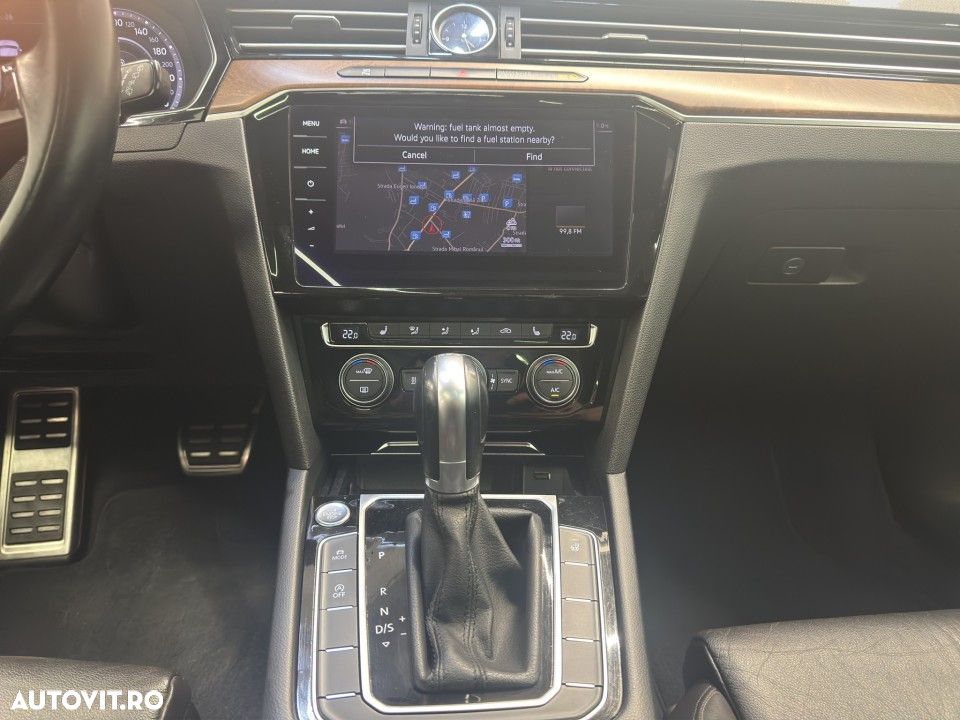 Volkswagen Passat - 17