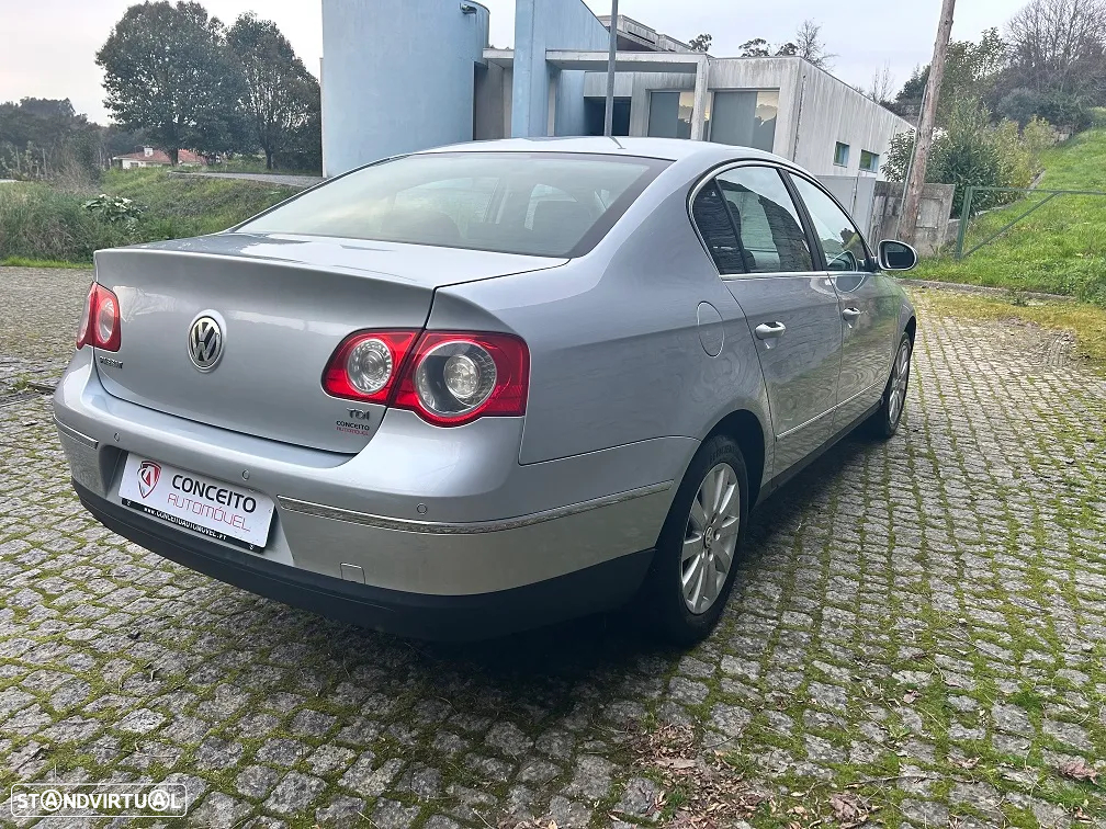 VW Passat 1.9 TDi Confortline - 9