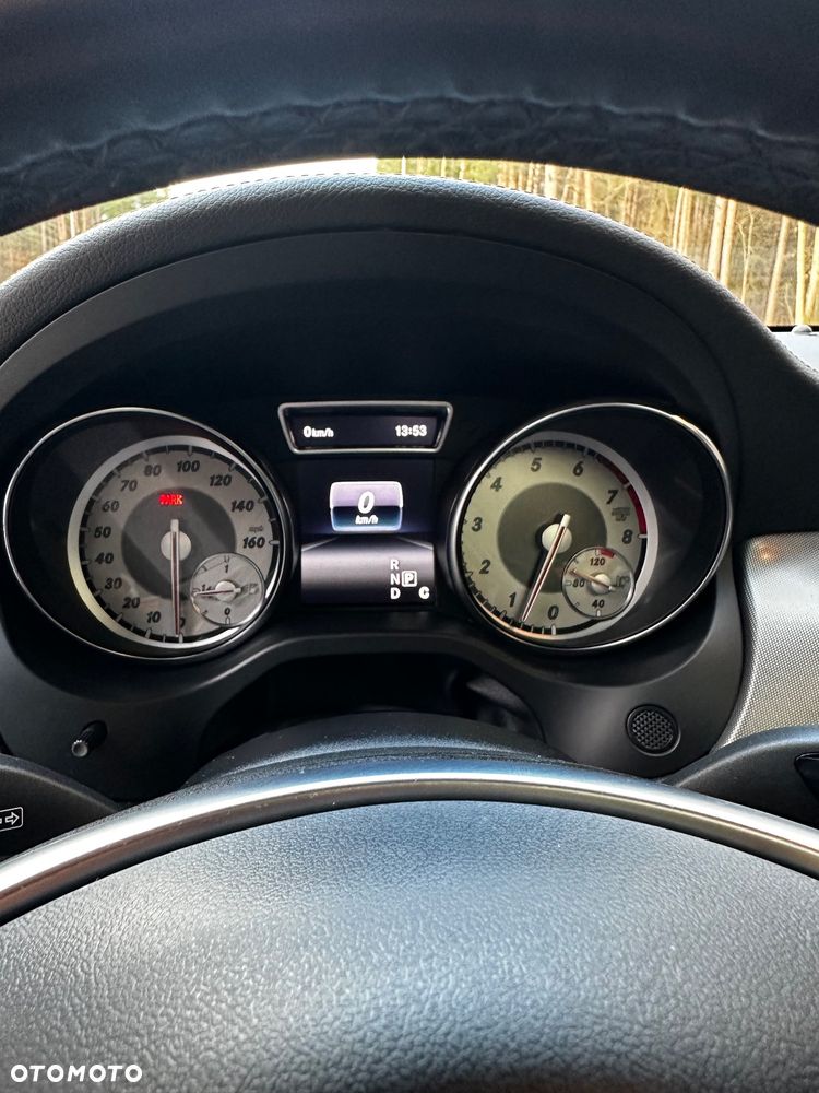 Mercedes-Benz CLA 250 7G-DCT AMG Line - 18