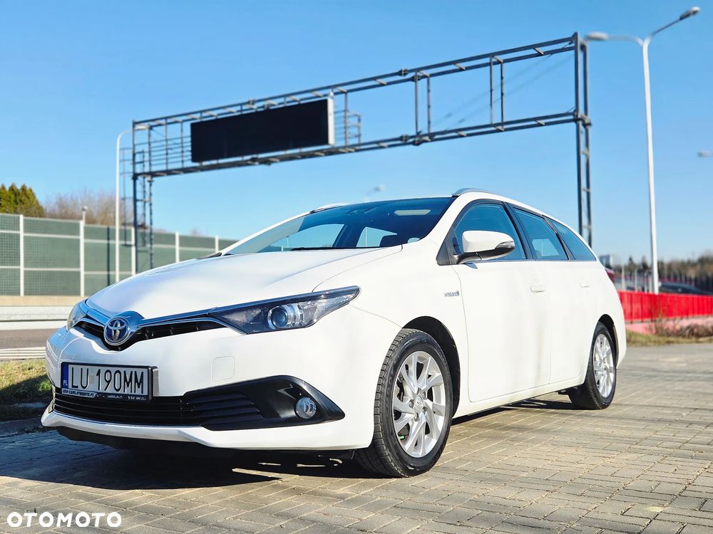 Toyota Auris - 15