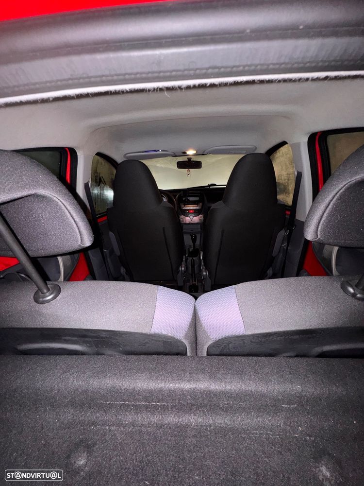 Toyota Aygo Standard - 5