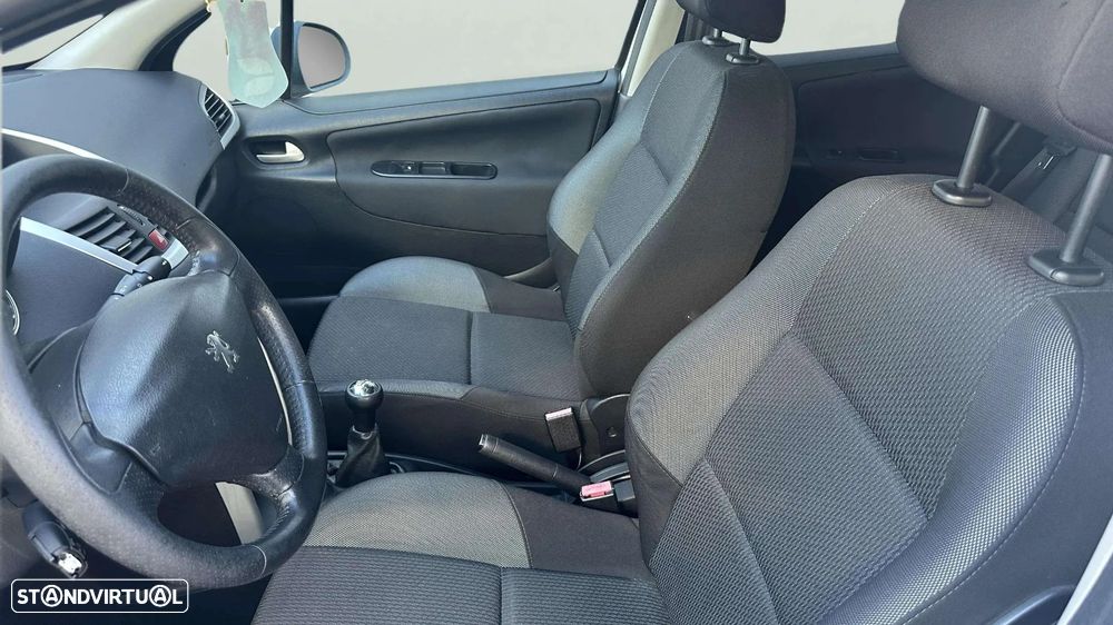 Peugeot 207 1.4 HDi Sport - 10