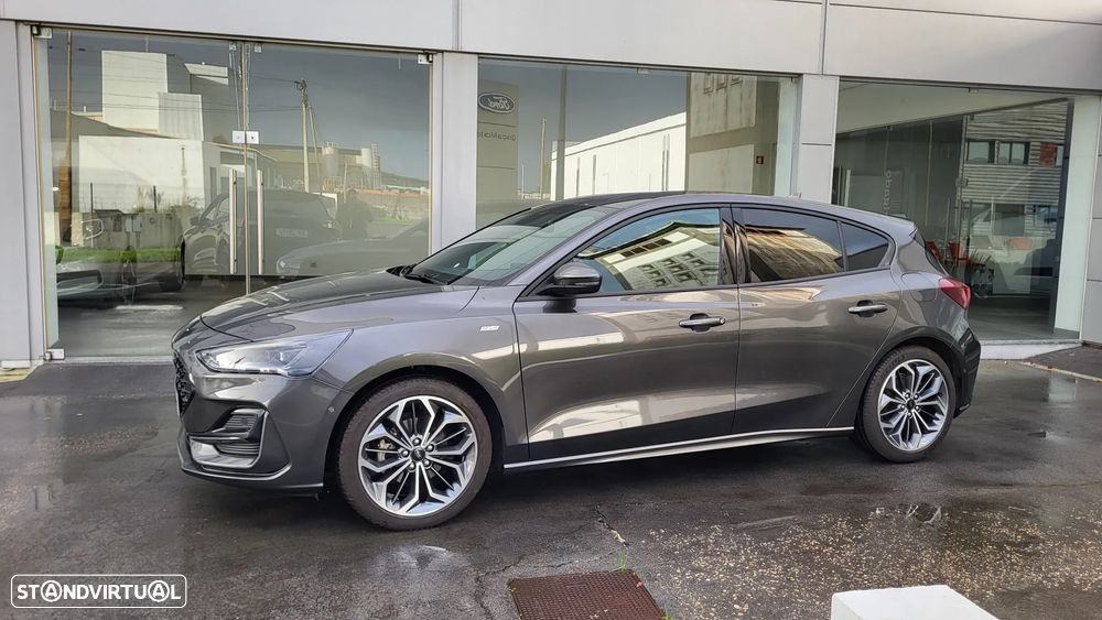 Ford Focus 1.0 EcoBoost MHEV ST-Line X Aut. - 2