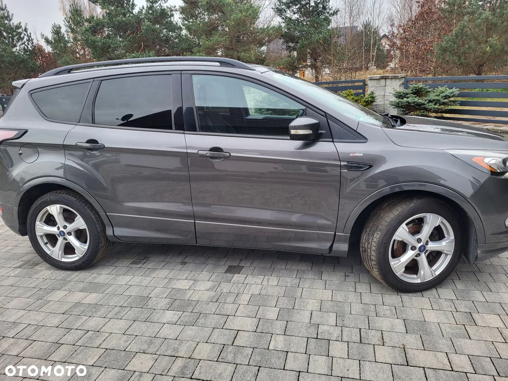 Ford Kuga 2.0 TDCi 4x4 ST-Line - 4