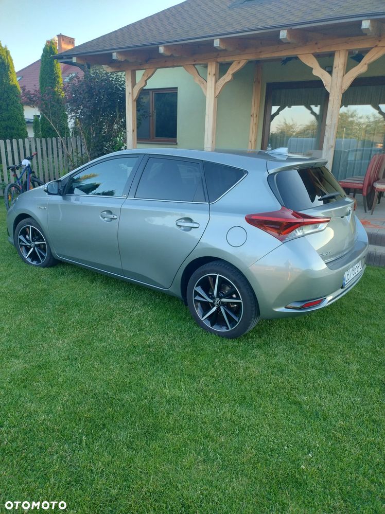 Toyota Auris - 2