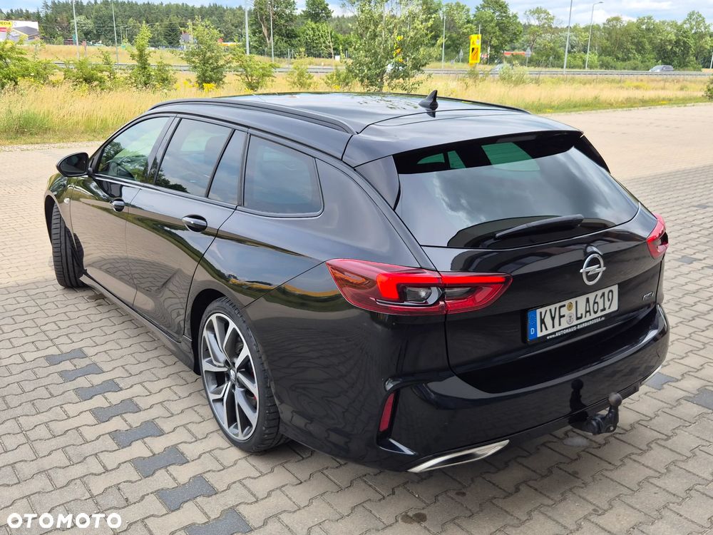 Opel Insignia - 10
