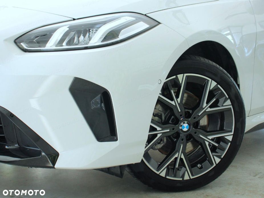 BMW Seria 1 120 mHEV - 18