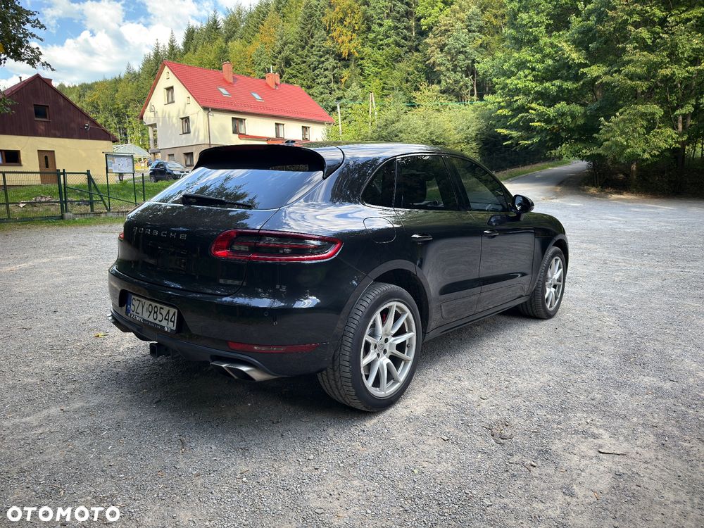 Porsche Macan Turbo PDK - 10
