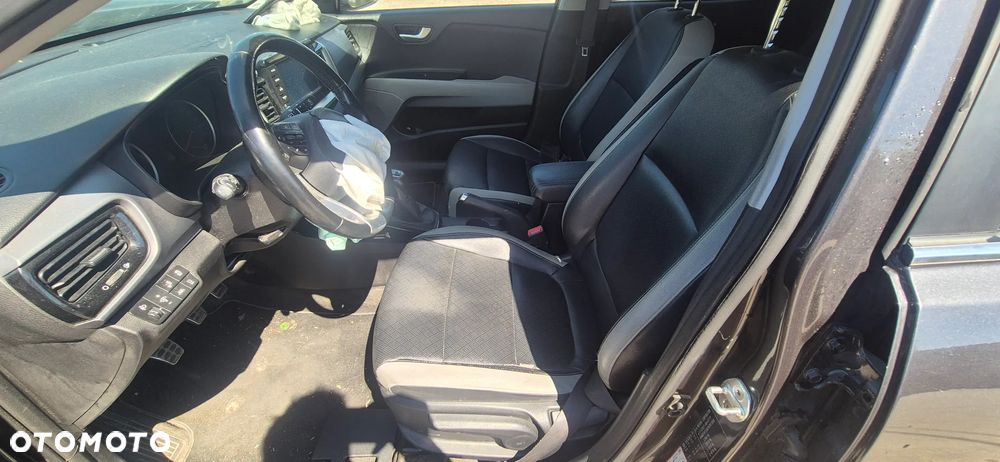 Kia Stonic 1.6 CRDi Vision - 15