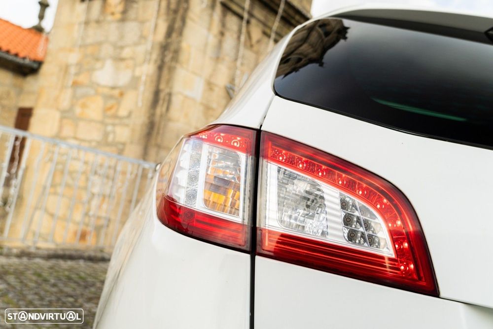 Peugeot 508 SW 1.6 e-HDi Allure 2-Tronic - 23