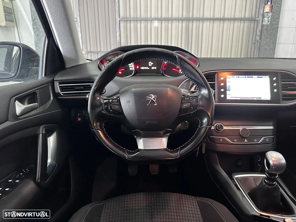 Peugeot 308 SW 1.6 BlueHDi Style - 16
