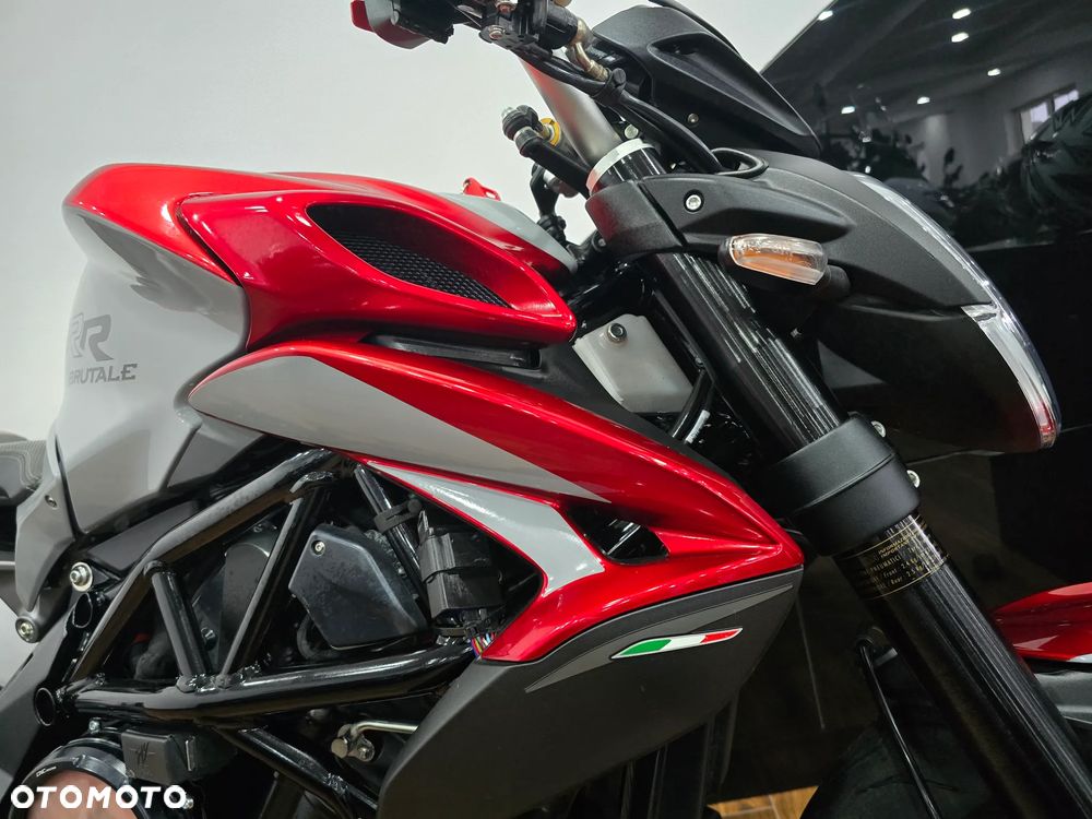MV AGUSTA Brutale - 27