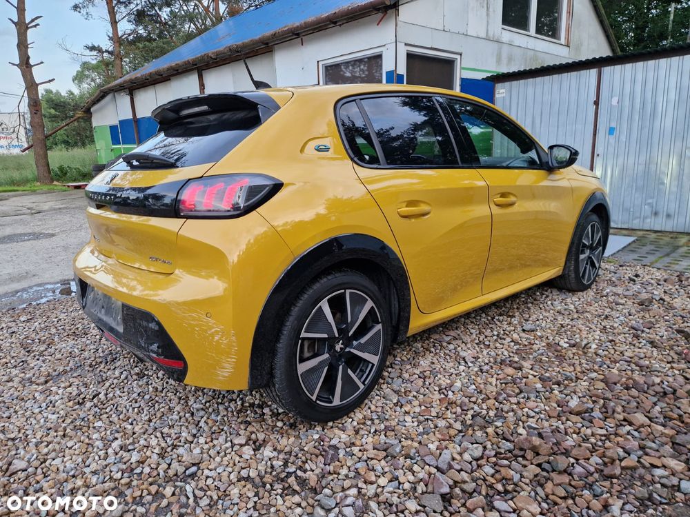 Peugeot 208 - 3