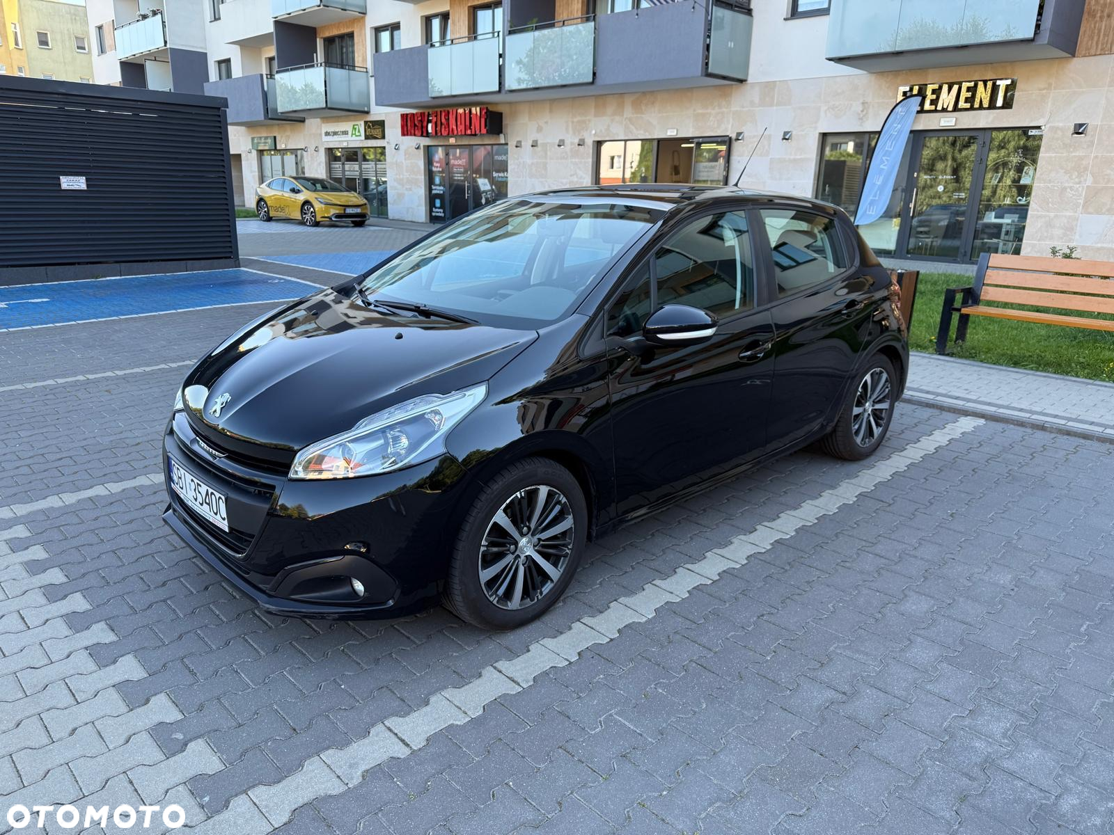 Peugeot 208 1.2 PureTech Allure - 7