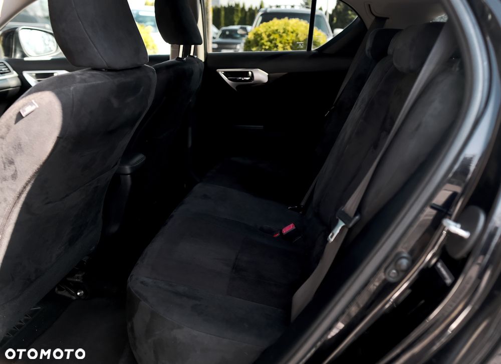 Lexus CT 200h F Sport - 8