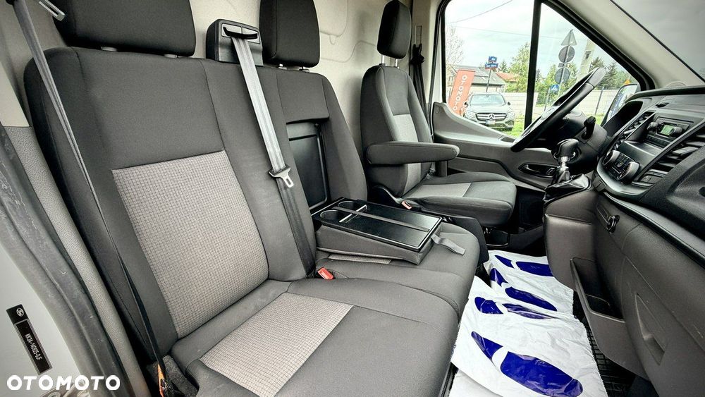 Ford Transit - 22